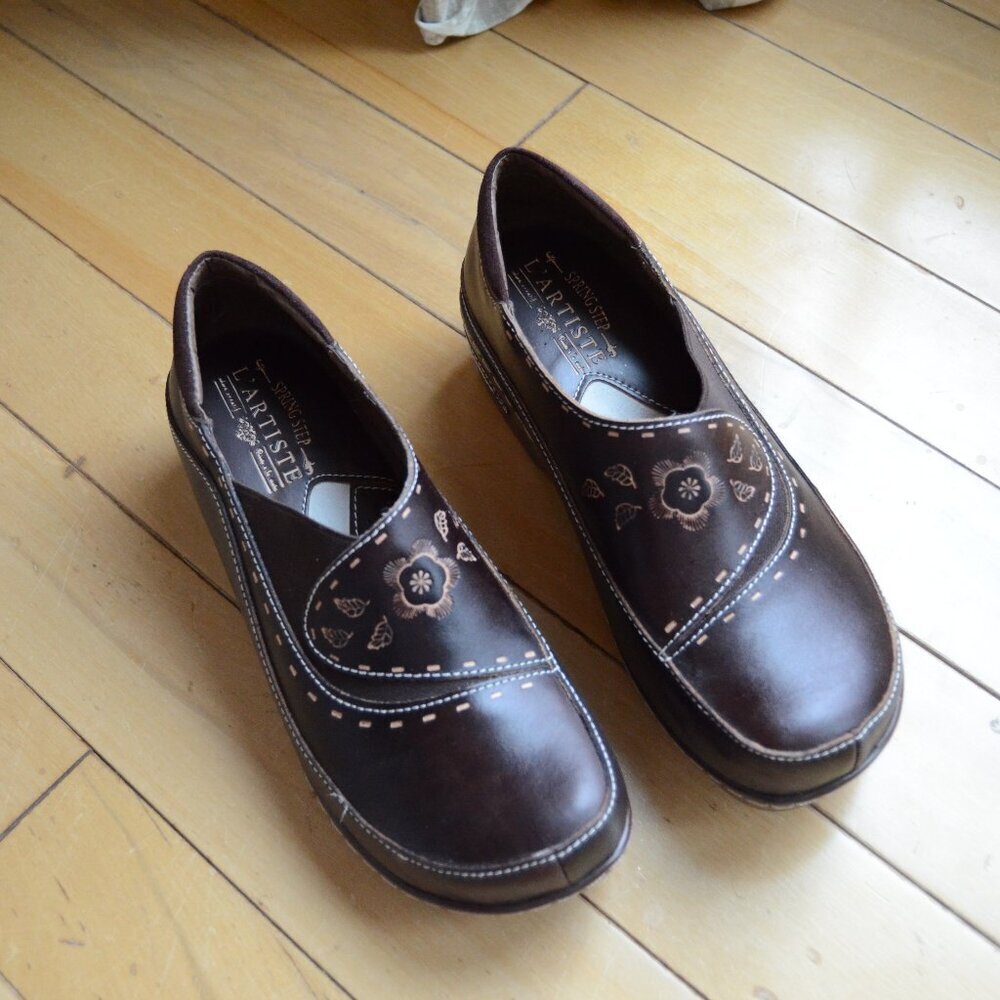 L’artise Spring Step Burbank Clogs Shoes Women’s 39 Brown Leather Tooled